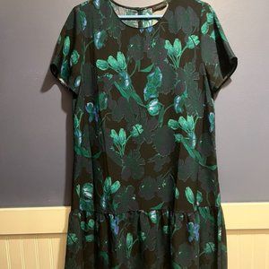 Short Sleeve Shift Dress